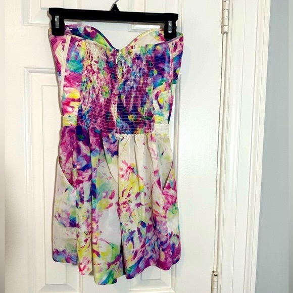 Parker Strapless Floral Romper - Picture 4 of 6